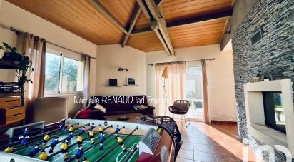 Traditional house 7 rooms of 156 m² in Sallertaine (85300)