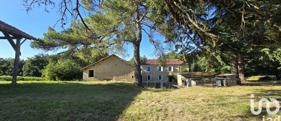 Maison de campagne 5 pièces de 150 m² à Bonas (32410)