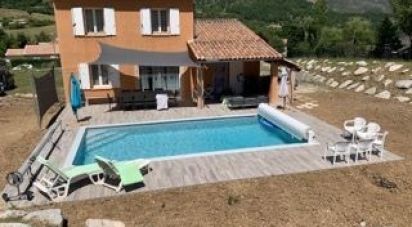 House 5 rooms of 132 m² in Les Omergues (04200)