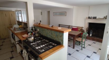 Townhouse 6 rooms of 200 m² in Esnandes (17137)