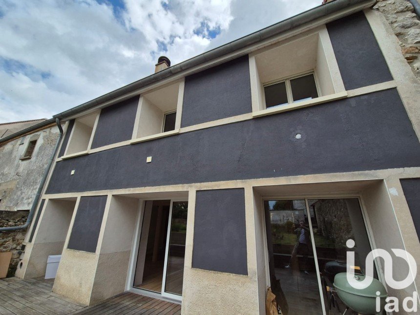 House 6 rooms of 170 m² in Nogent-l'Artaud (02310)