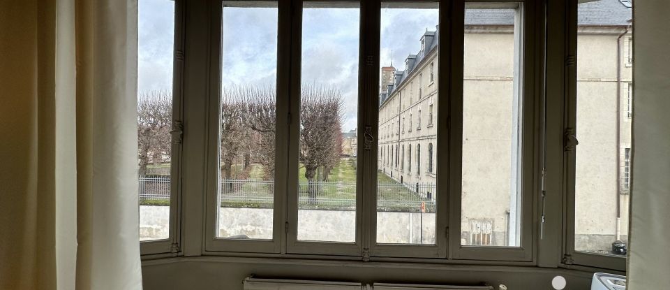 Apartment 5 rooms of 128 m² in Bourges (18000)