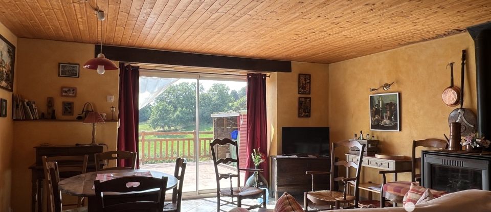 Country house 3 rooms of 76 m² in Sainte-Eulalie-d'Olt (12130)