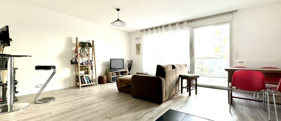 Apartment 3 rooms of 67 m² in Rennes (35700)