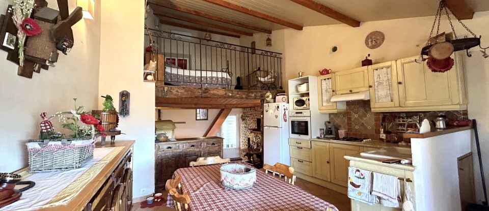 Village house 4 rooms of 87 m² in Les Mées (04190)