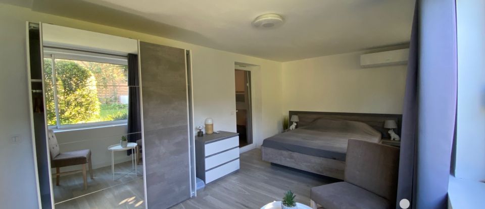 Maison 4 pièces de 80 m² à Hyères (83400)