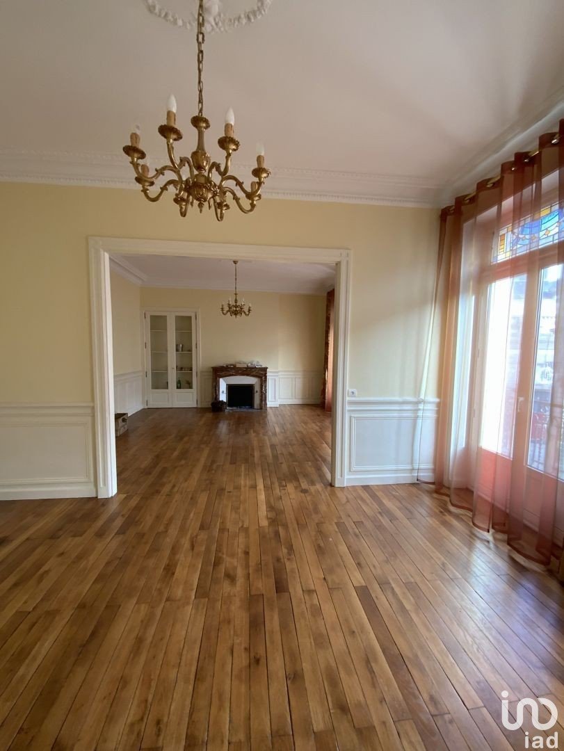 Apartment 5 rooms of 155 m² in Limoges (87000)