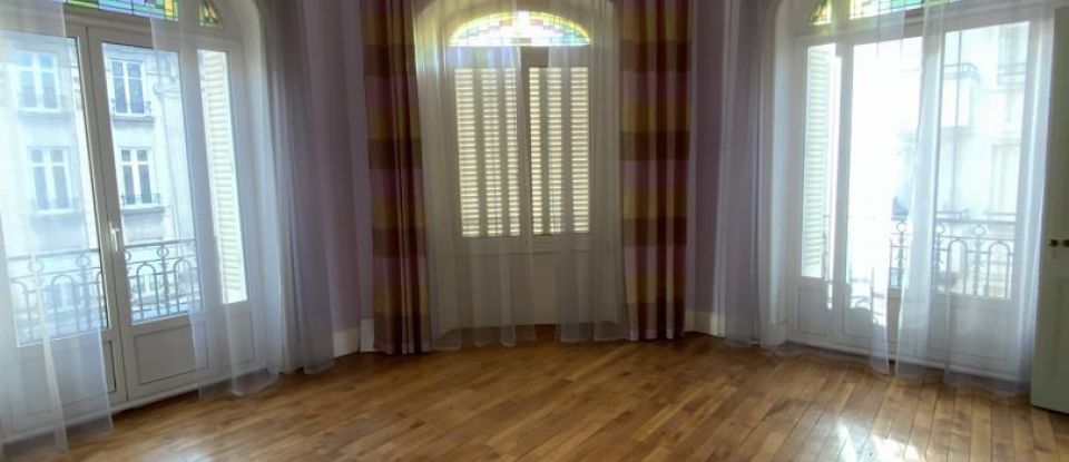 Apartment 5 rooms of 155 m² in Limoges (87000)