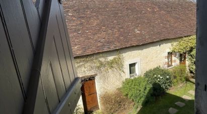 House 5 rooms of 77 m² in Tournon-Saint-Martin (36220)