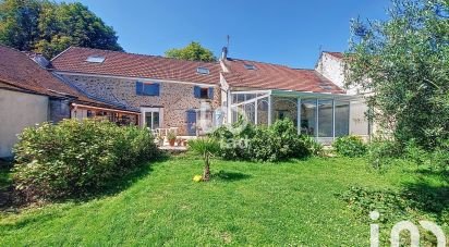 House 10 rooms of 247 m² in Cocherel (77440)