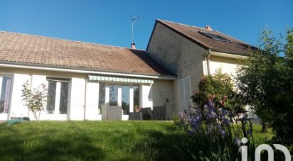 House 7 rooms of 162 m² in Esvres (37320)