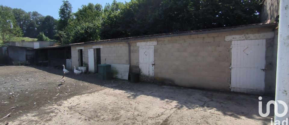 Maison de campagne 6 pièces de 119 m² à Charmes (02800)