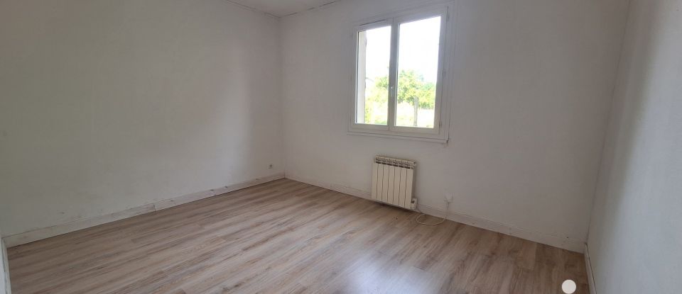 Maison 4 pièces de 103 m² à Ménesplet (24700)