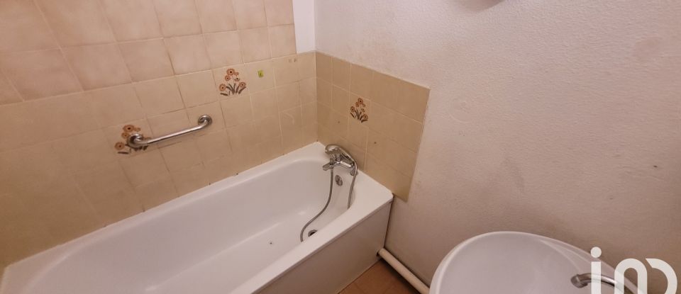 Studio 1 room of 20 m² in La Ciotat (13600)