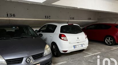 Parking of 10 m² in Paris (75012)