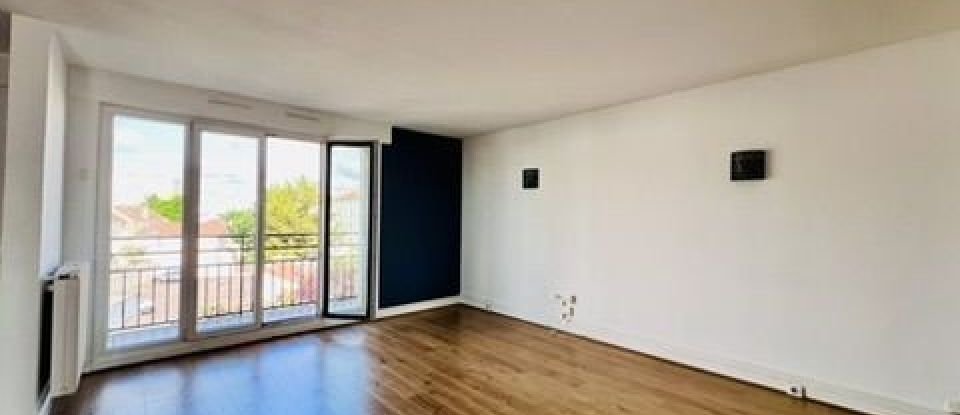 Appartement 3 pièces de 76 m² à Nanterre (92000)