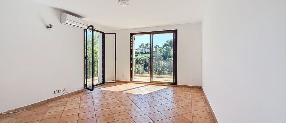 Appartement 3 pièces de 67 m² à Villeneuve-Loubet (06270)