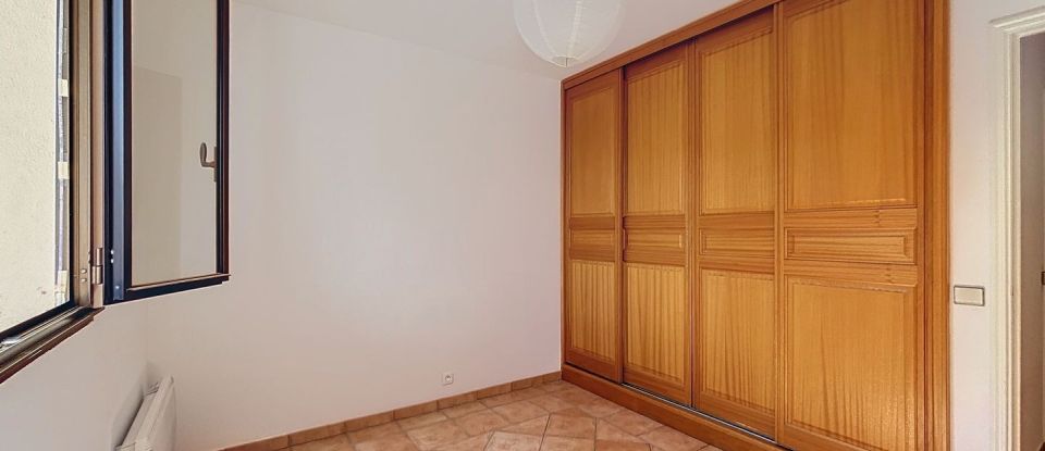 Appartement 3 pièces de 67 m² à Villeneuve-Loubet (06270)