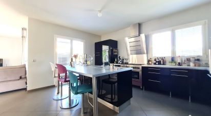 Maison 6 pièces de 164 m² à Rompon (07250)