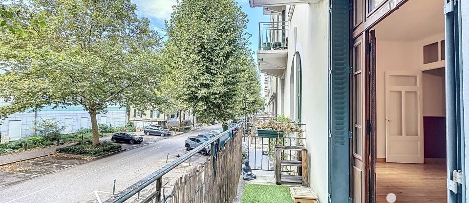 Apartment 3 rooms of 57 m² in Annecy (74000)