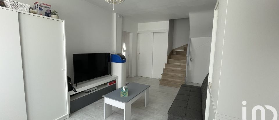 Maison 5 pièces de 97 m² à Beauvais-sur-Matha (17490)