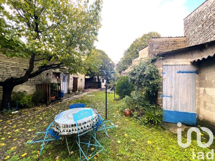 Maison 6 pièces de 145 m² à Beauvais-sur-Matha (17490)