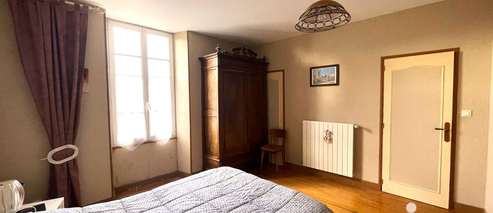 House 6 rooms of 145 m² in Beauvais-sur-Matha (17490)