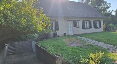 House 8 rooms of 136 m² in Le Boulay-Morin (27930)