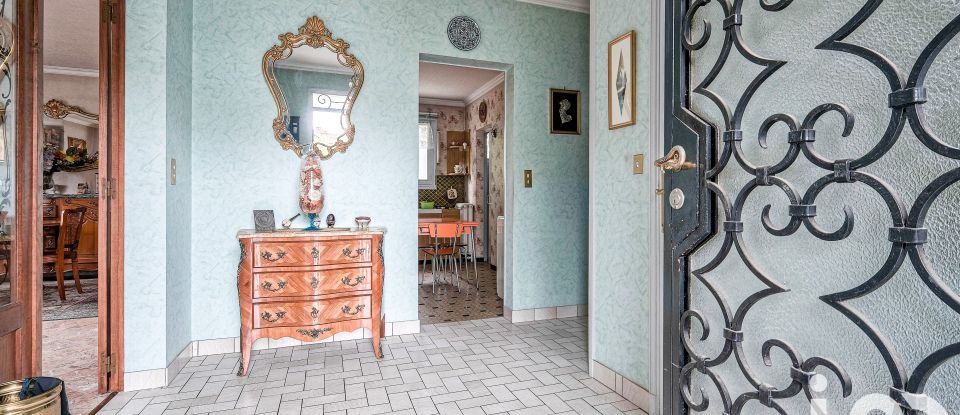 Maison traditionnelle 5 pièces de 205 m² à Lagny-sur-Marne (77400)