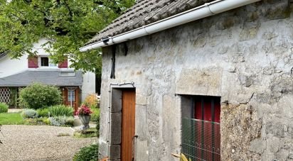 Maison de campagne 3 pièces de 76 m² à Crux-la-Ville (58330)