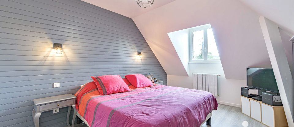 Maison 9 pièces de 205 m² à Orthez (64300)