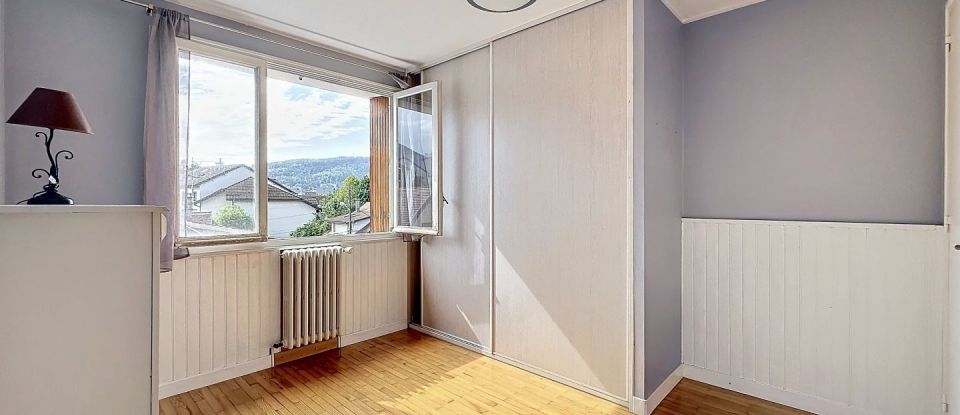 Apartment 3 rooms of 62 m² in Annecy (74000)