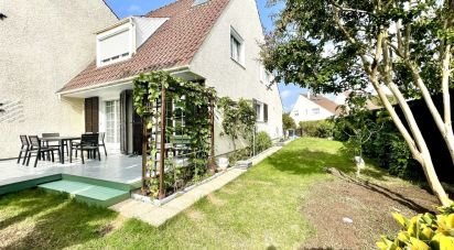 Maison 5 pièces de 130 m² à Breuillet (91650)