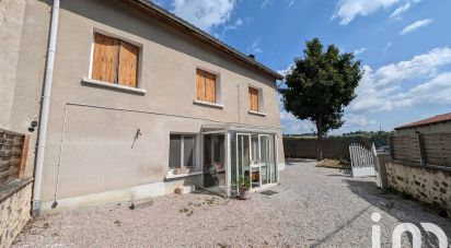 Maison de campagne 4 pièces de 115 m² à Vorey (43800)