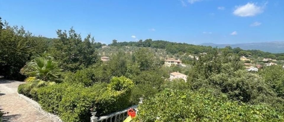 Maison traditionnelle 6 pièces de 260 m² à Valbonne (06560)