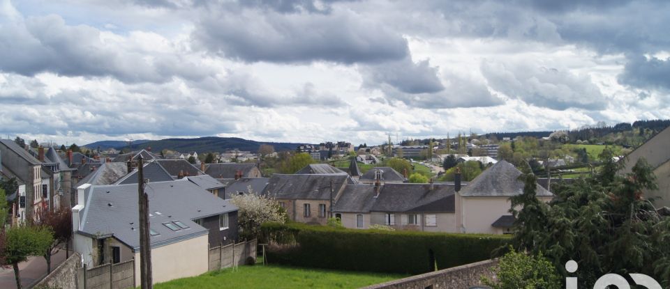 Maison de ville 6 pièces de 177 m² à Château-Chinon (Ville) (58120)