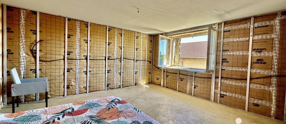 Maison 3 pièces de 125 m² à Gironcourt-sur-Vraine (88170)