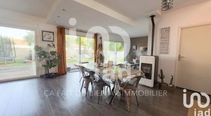 House 6 rooms of 164 m² in Clavette (17220)