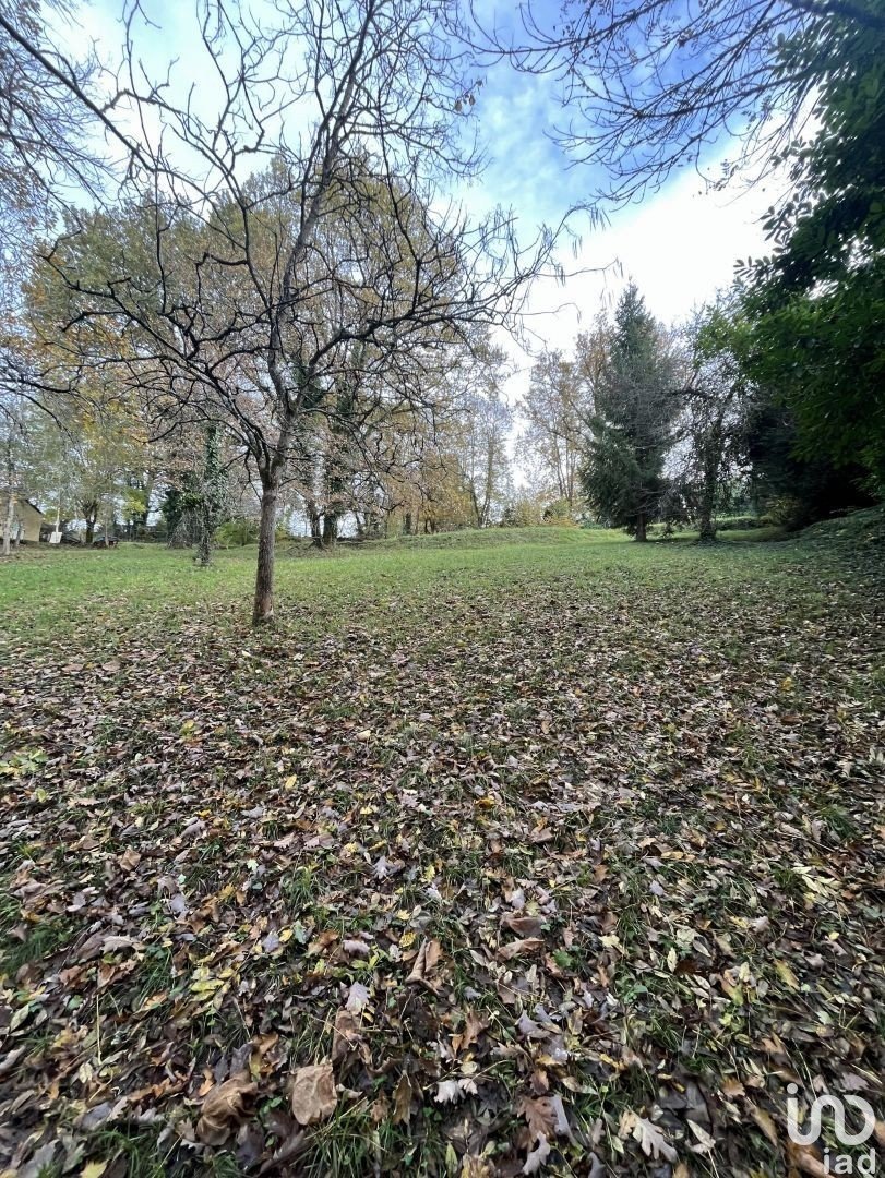 Terrain de 2 163 m² à Sarlat-la-Canéda (24200)