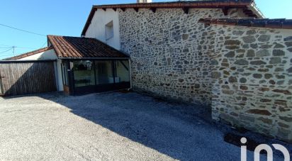 House 6 rooms of 151 m² in Pompaire (79200)