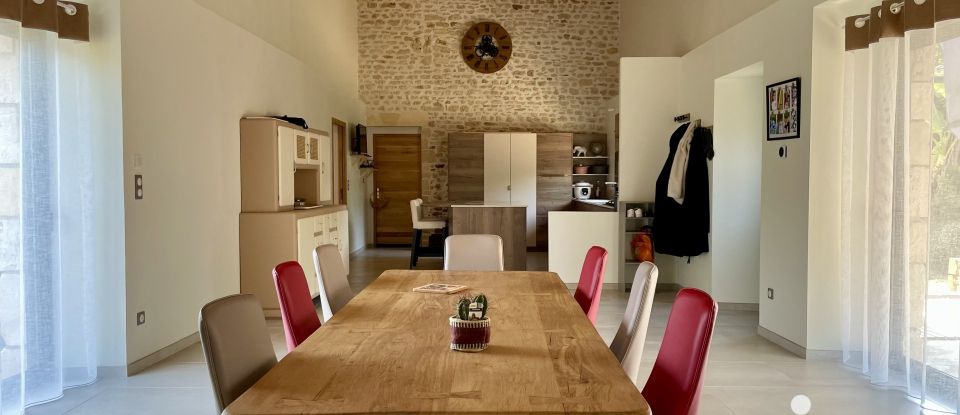 Estate 4 rooms of 135 m² in Soulaures (24540)