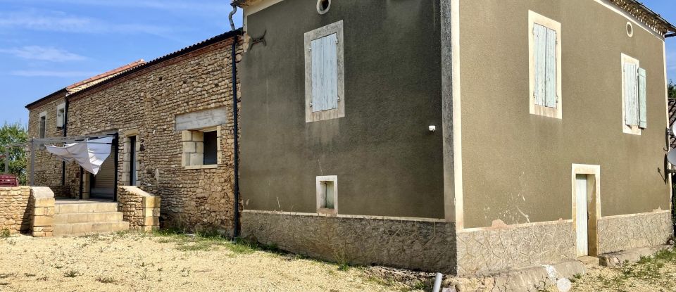 Estate 4 rooms of 135 m² in Soulaures (24540)