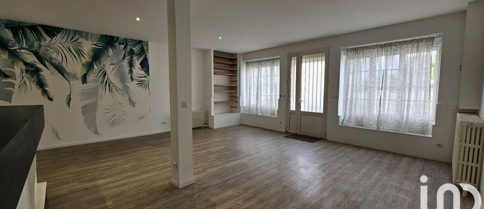 House 6 rooms of 163 m² in Saint-Mars-du-Désert (44850)