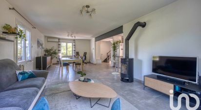 Maison 6 pièces de 133 m² à Bresson (38320)