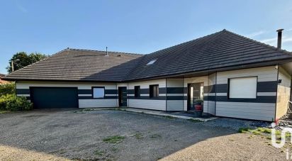 Maison 6 pièces de 144 m² à Sus-Saint-Léger (62810)