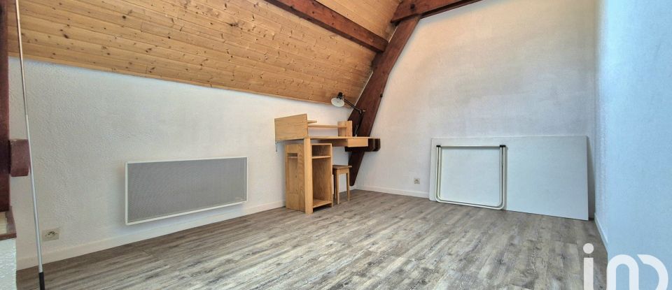 Maison 8 pièces de 175 m² à Le Gua (38450)