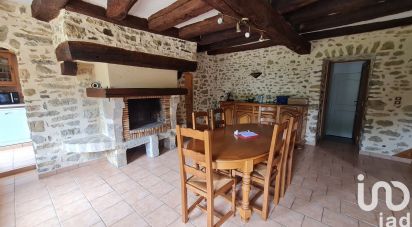 Longere 5 rooms of 150 m² in Ruillé-en-Champagne (72240)