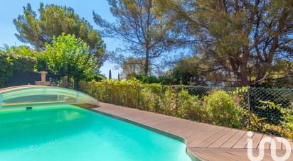 House 7 rooms of 134 m² in Roquebrune-sur-Argens (83520)