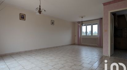 Maison 4 pièces de 131 m² à Louzy (79100)