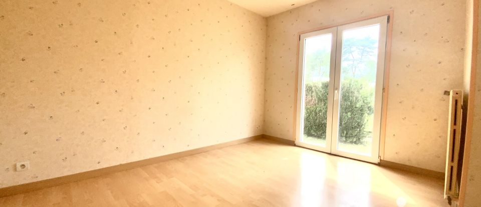 House 5 rooms of 120 m² in Romorantin-Lanthenay (41200)